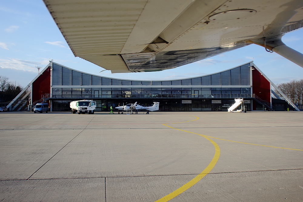 Allgäu Airport Memmingen Foto & Bild | architektur, profanbauten, flughäfen Bilder auf fotocommunity