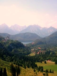 Allgäu bei Seeg (Blick zum Alpsee unterhalb des Schlosses Neuschwanstein)