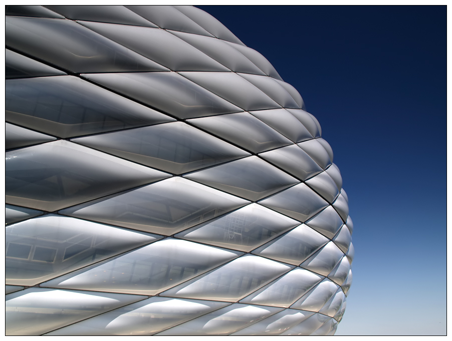 [allianz arena]