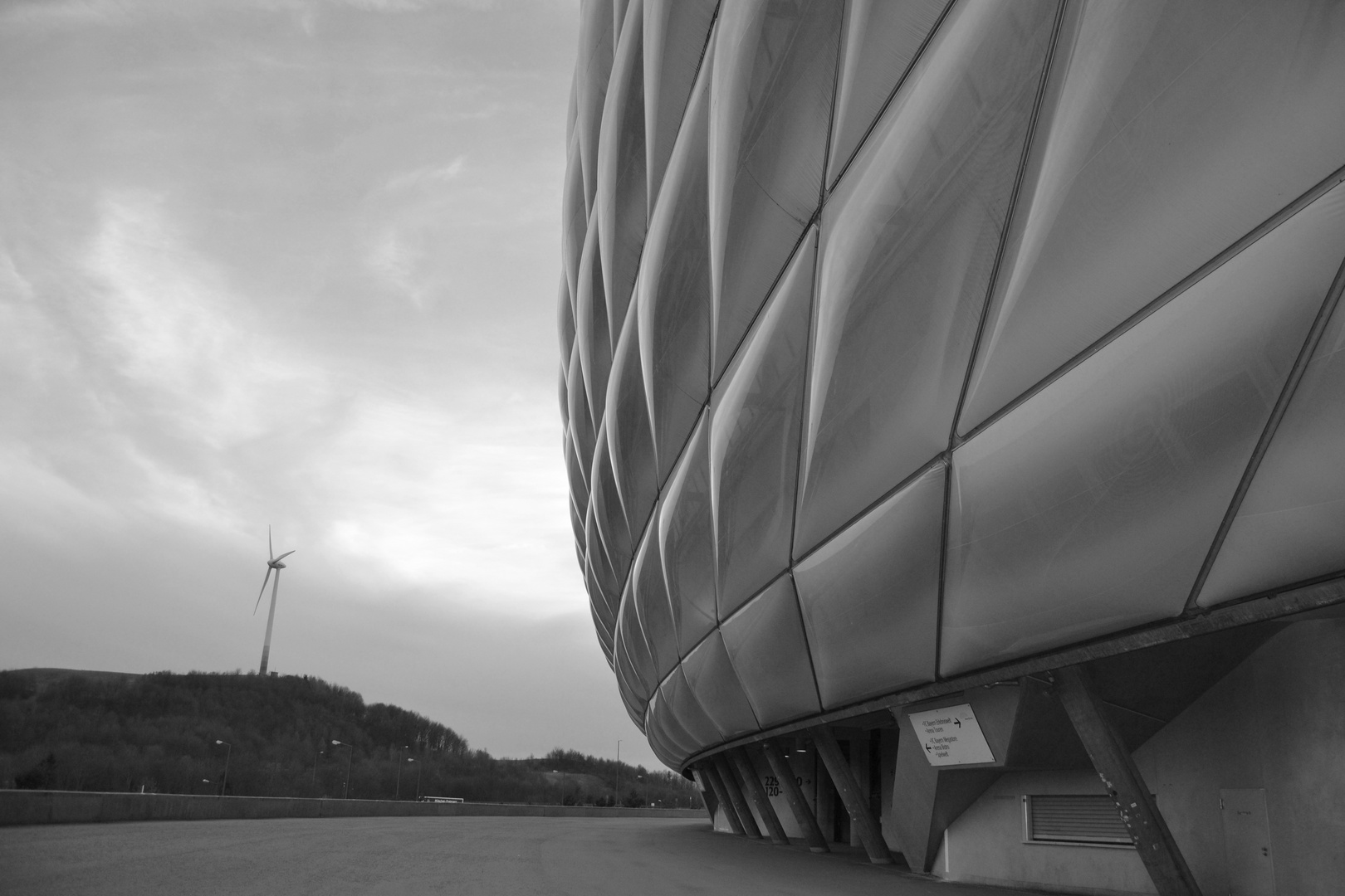 Allianz Arena am Abend