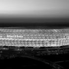 Allianz Arena bei Nacht