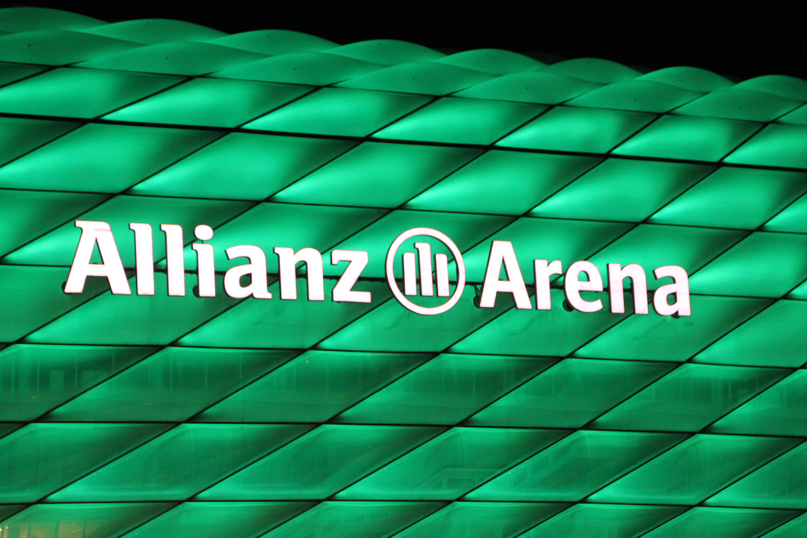 Allianz Arena in Grün