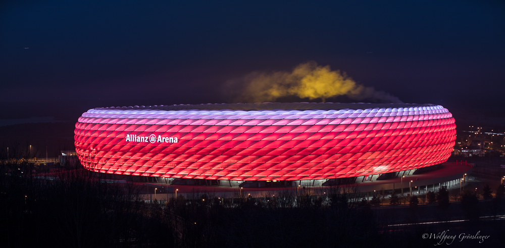 Eröffnet wurde die 340 millionen euro teuere allianz arena am 31. Allianz Arena München Grundriss : Allianz Arena München Foto & Bild | allianz arena, münchen ...