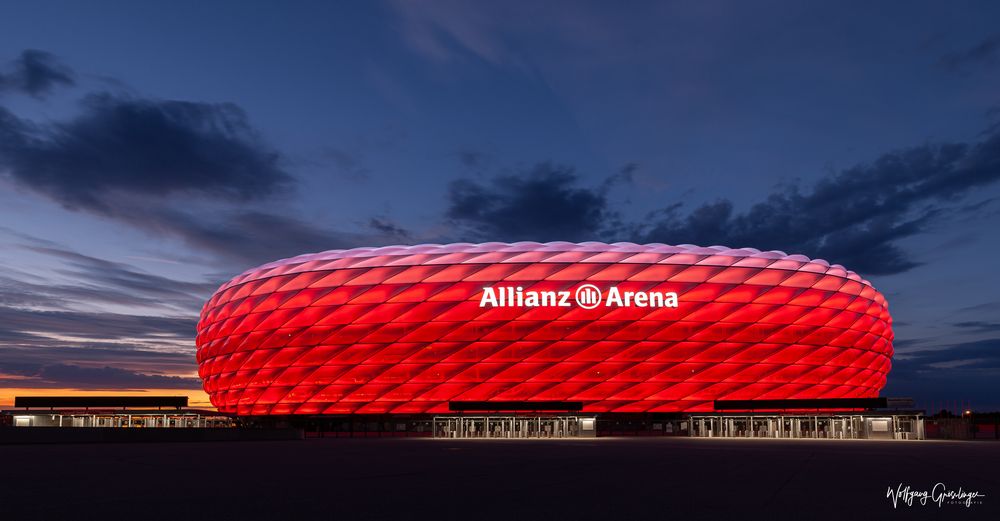 Allianz Arena München wurde gestern 15 Jahre Alt!