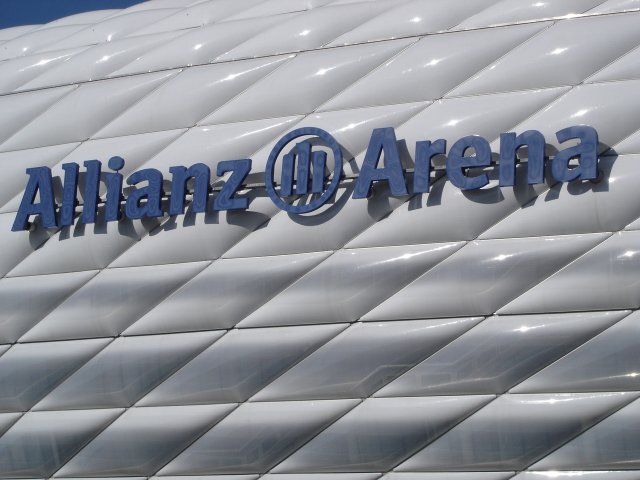 Allianz Arena Schriftzug