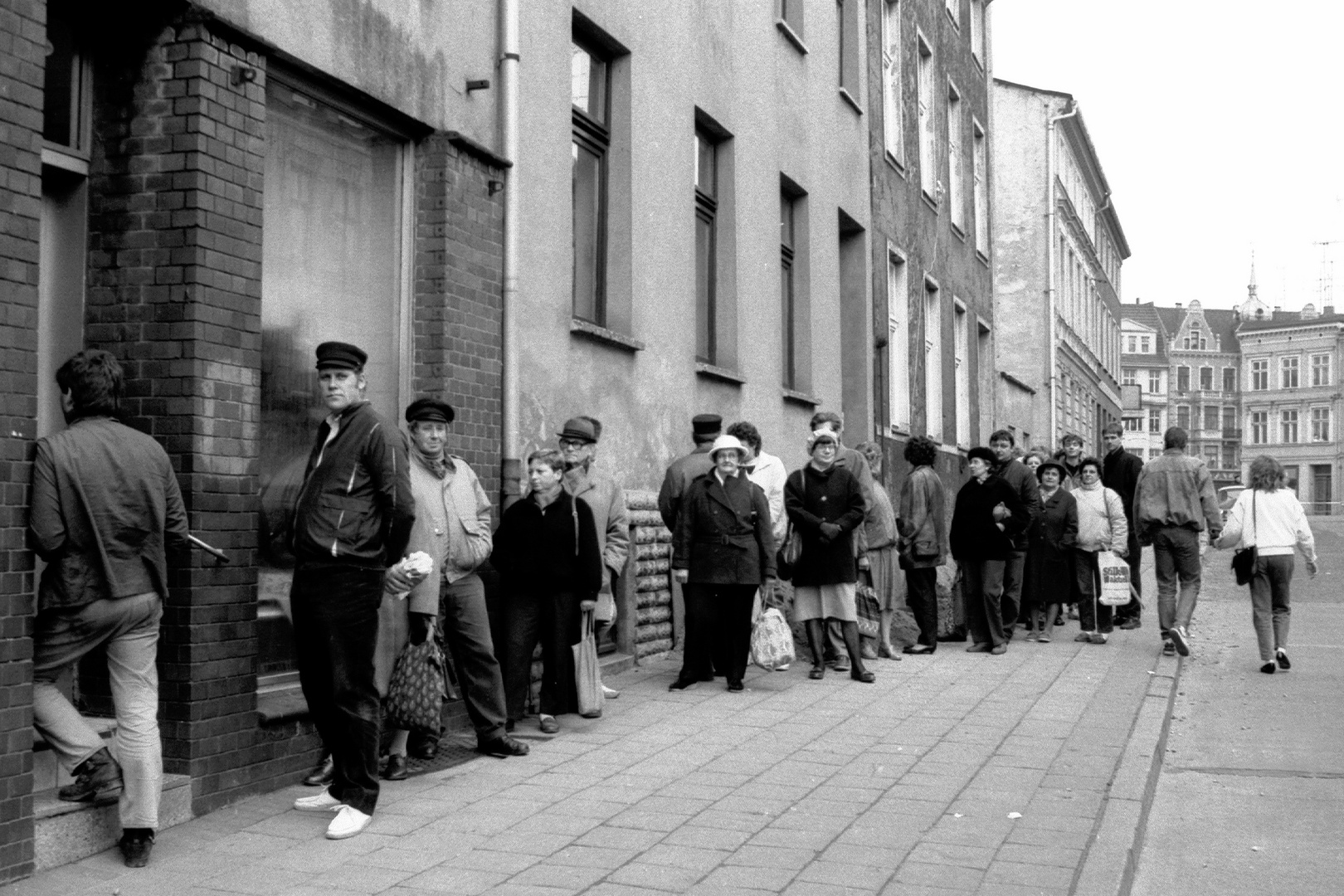 Alltag in der  DDR  Foto Bild menschen ddr  alltag 