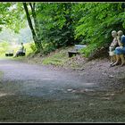 Alltagsmenschen: Tratschende Freundinnen