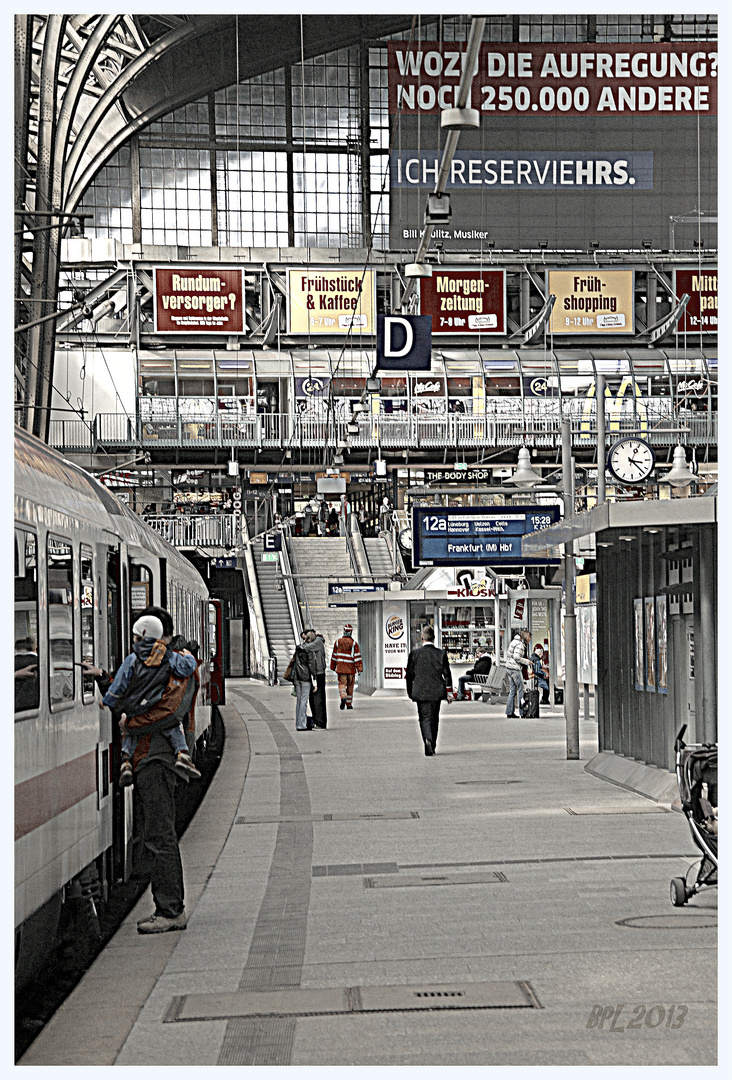 Alltagsszene Hamburg Hauptbahnhof