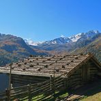 ALM AM FUSSE DER ORTLERGRUPPE-SÜD TIROL