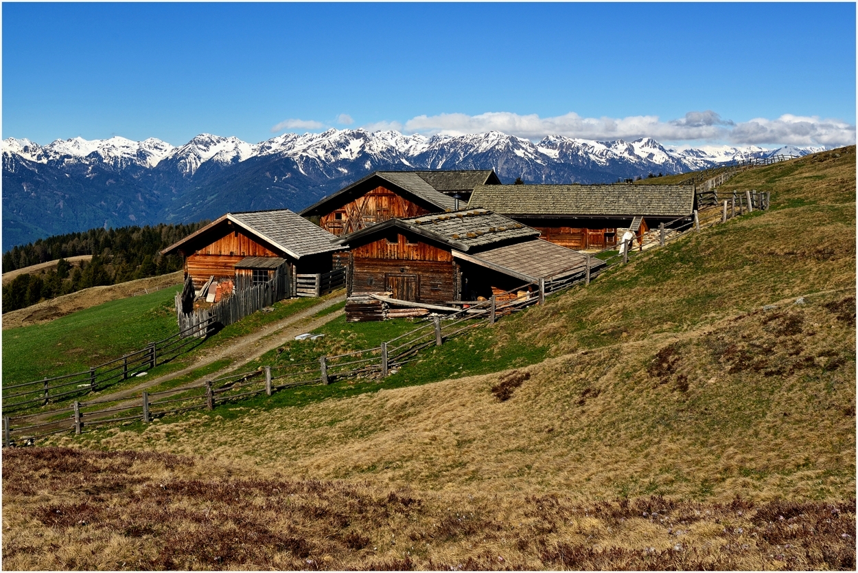 Alm Hütten auf der Rodeneck Alm