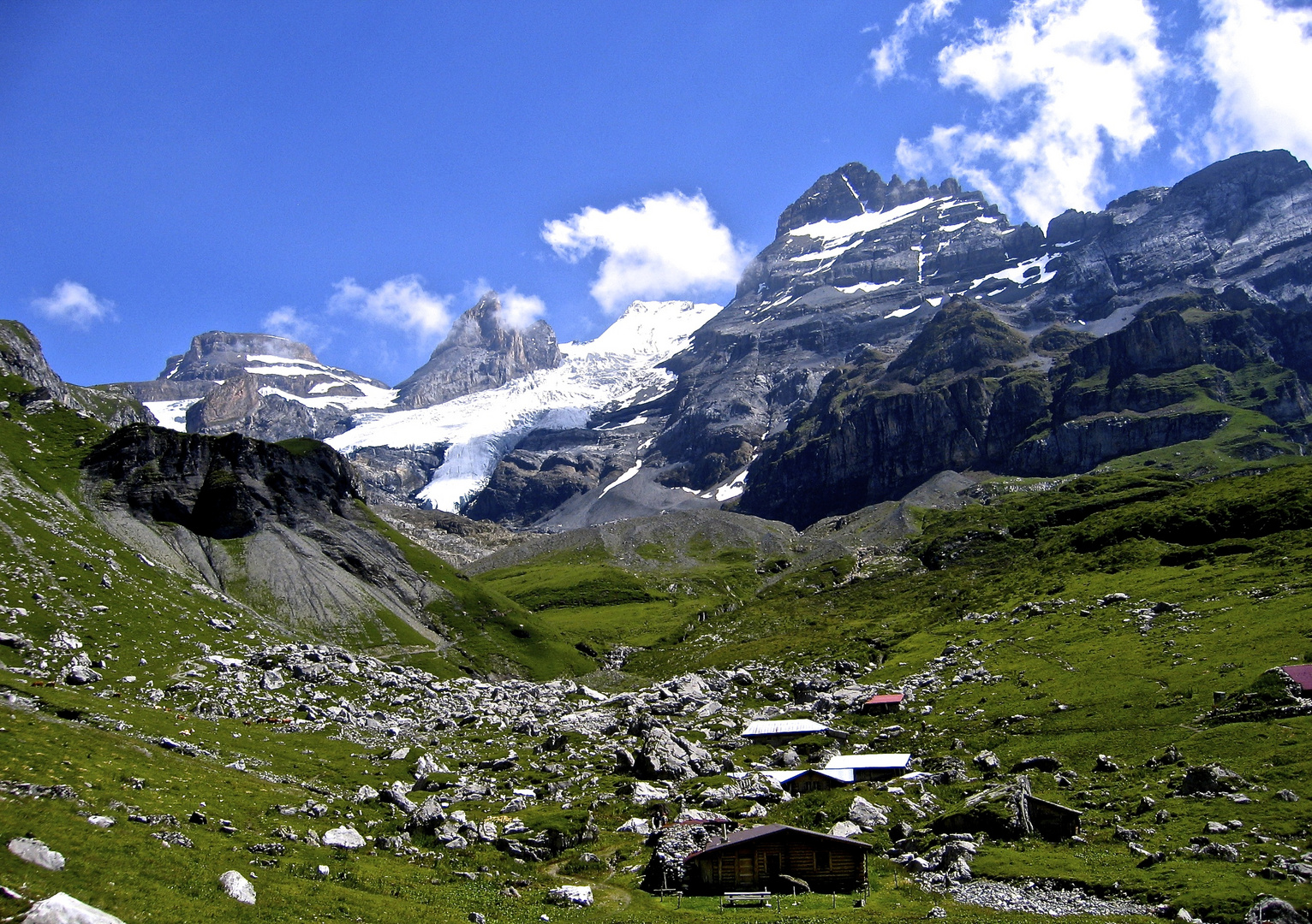 Alm im Berner Oberland