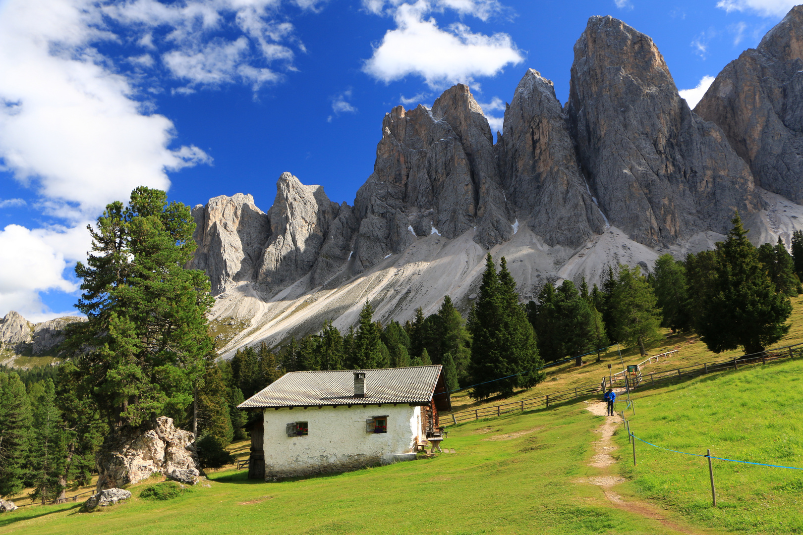 Almhütte unter den Geislern