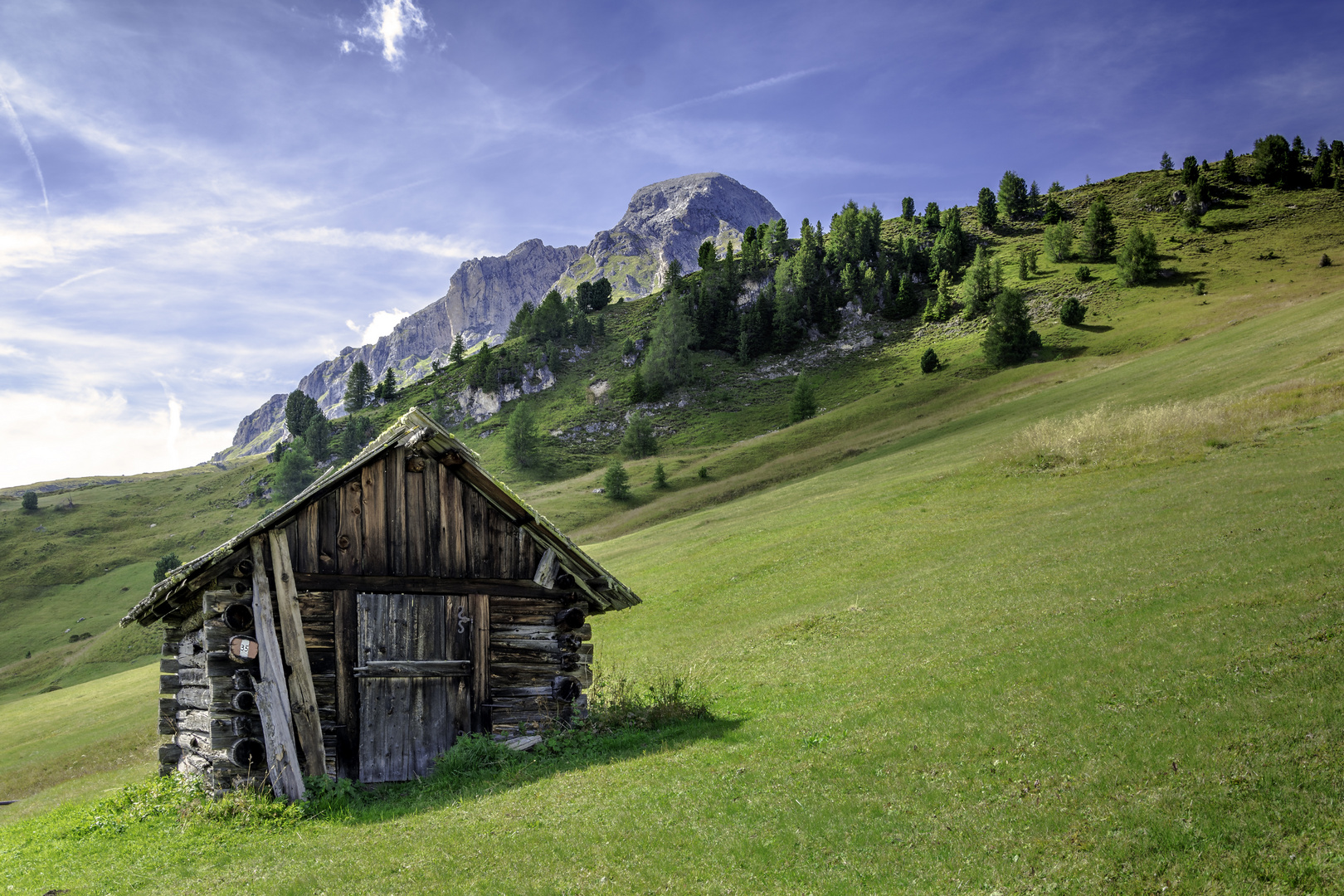 Almhütte unterm Peitlerkofel