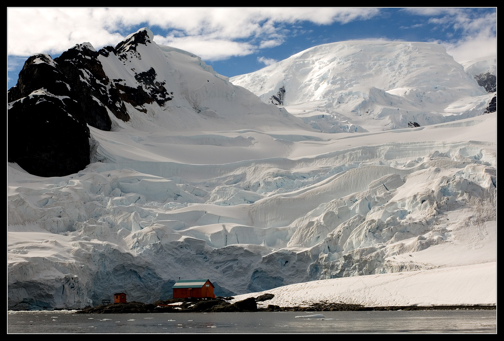 Almirante Brown Research Station