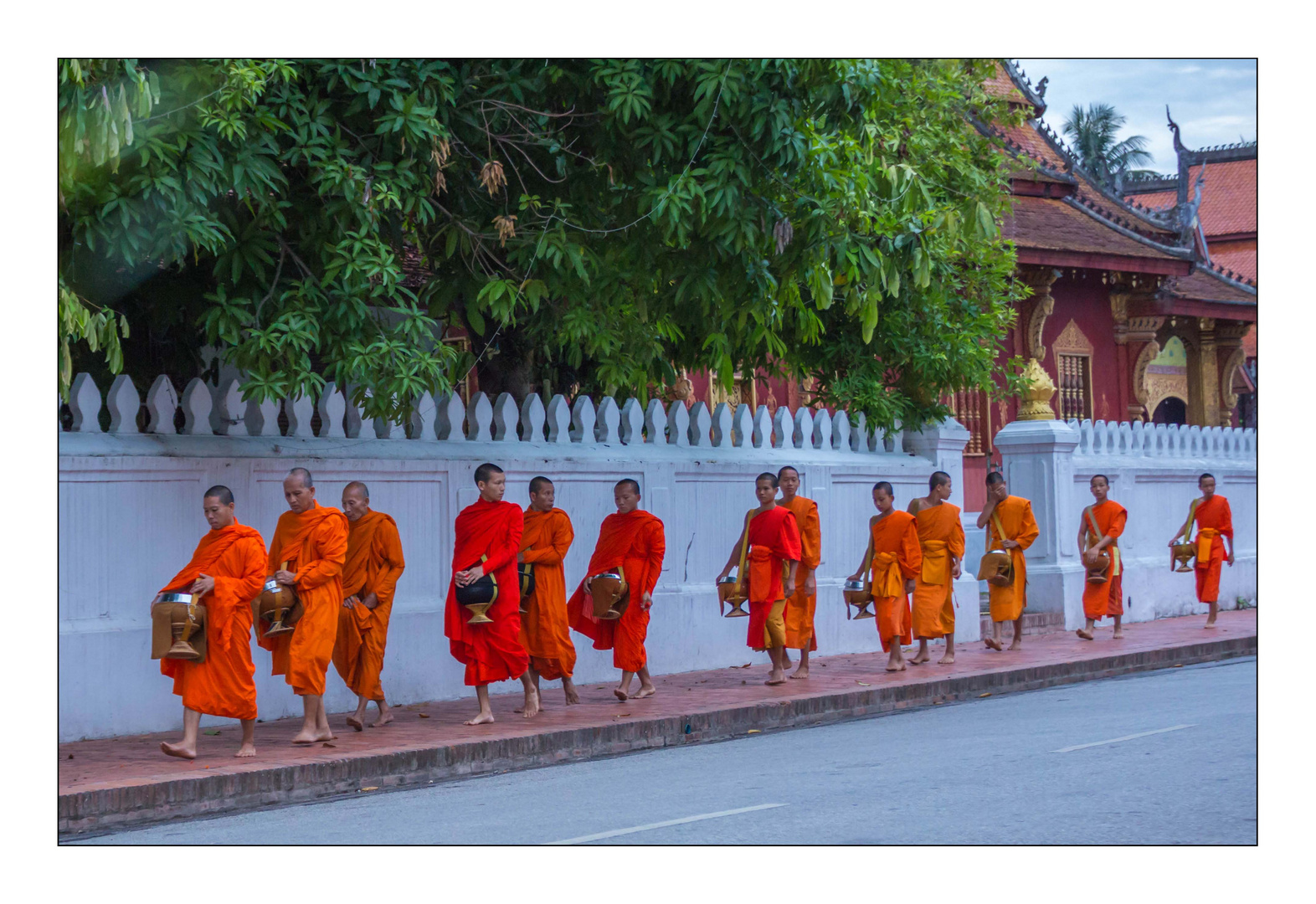 Almosengang der Mönche in Luang Prabang