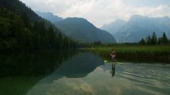 Almsee mit Standuppadler