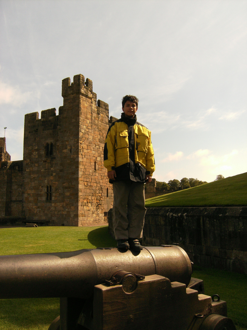 Alnwick Castle - mein Sohn auf den SpurenHarry Potters...