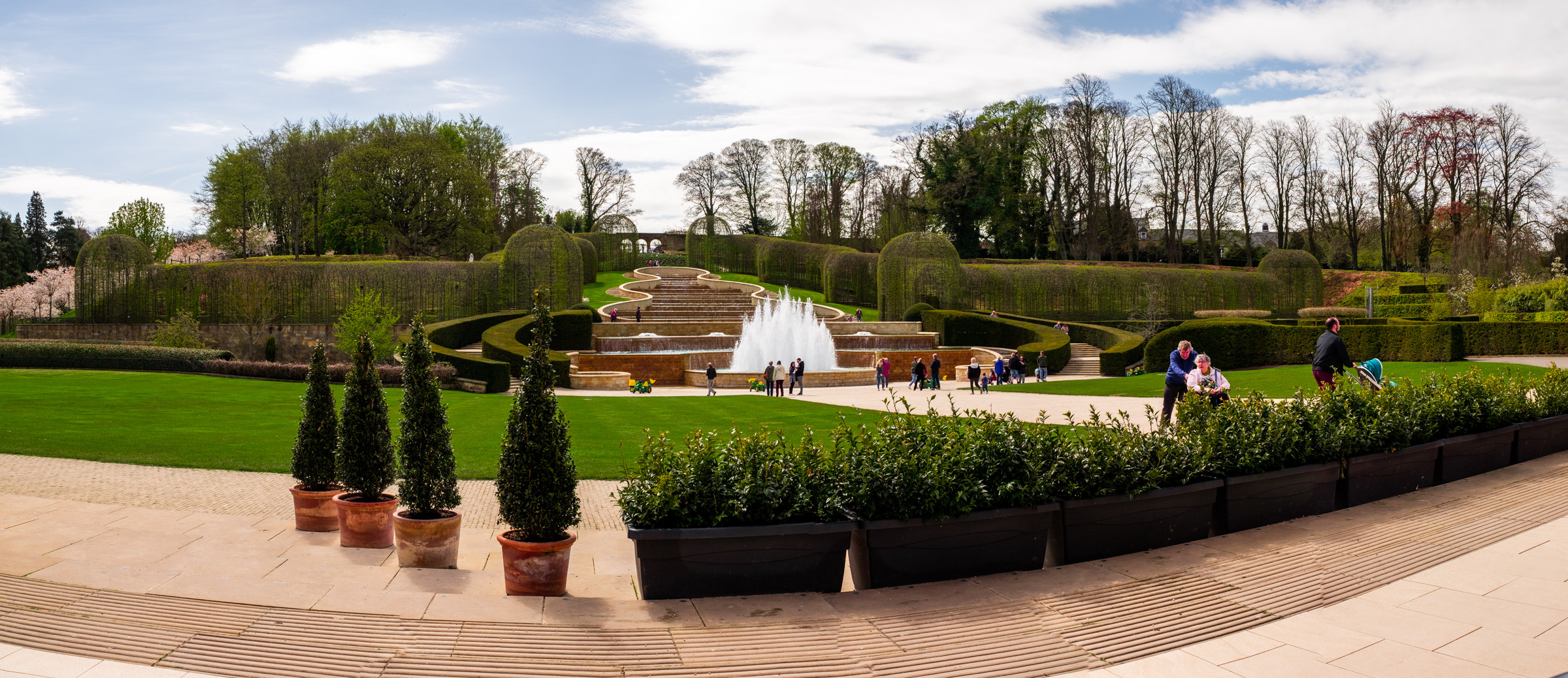 "Alnwick Gardens"