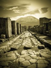 alone in Pompeji