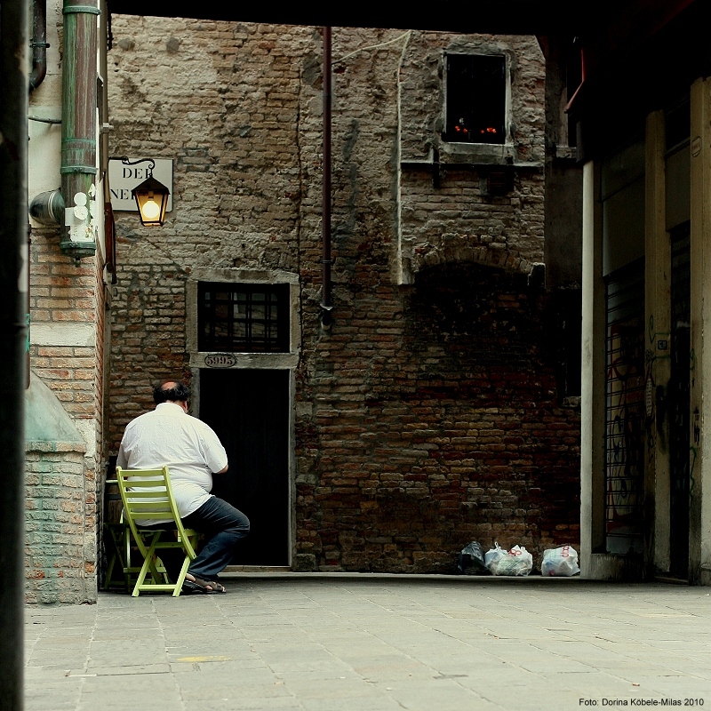 alone in Venice