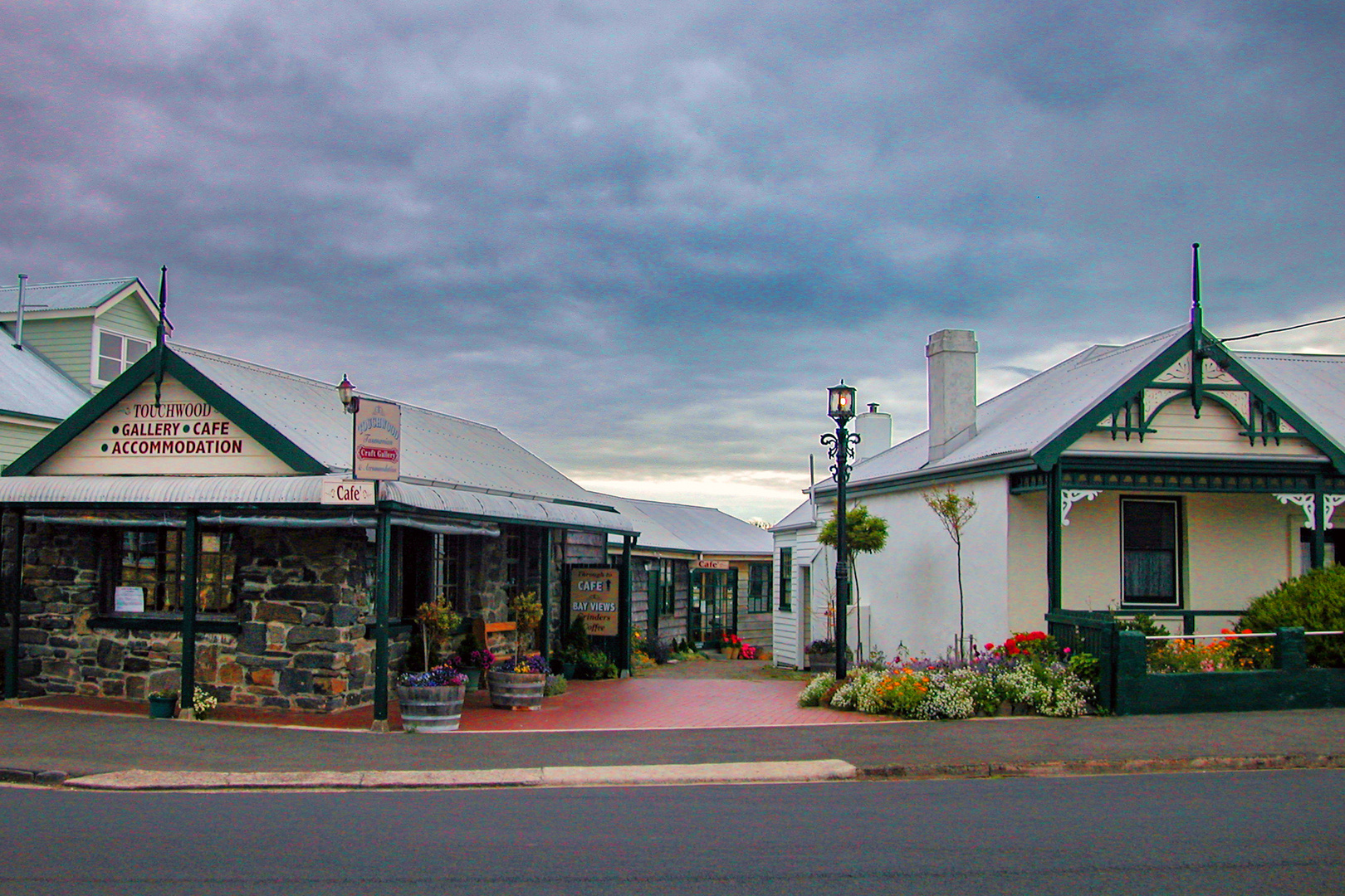 Along the houses in Stanley