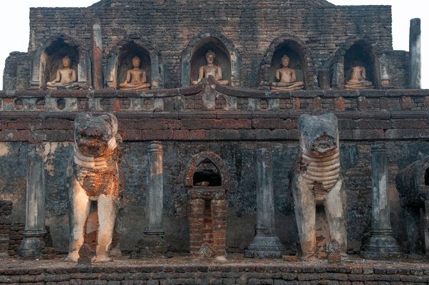 Along the walk in Si Satchanalai