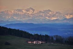 Alpen Sicht so weit entfernt und doch ganz nah.