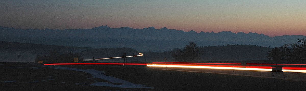 Alpenblick bei Waldhaus am Abend