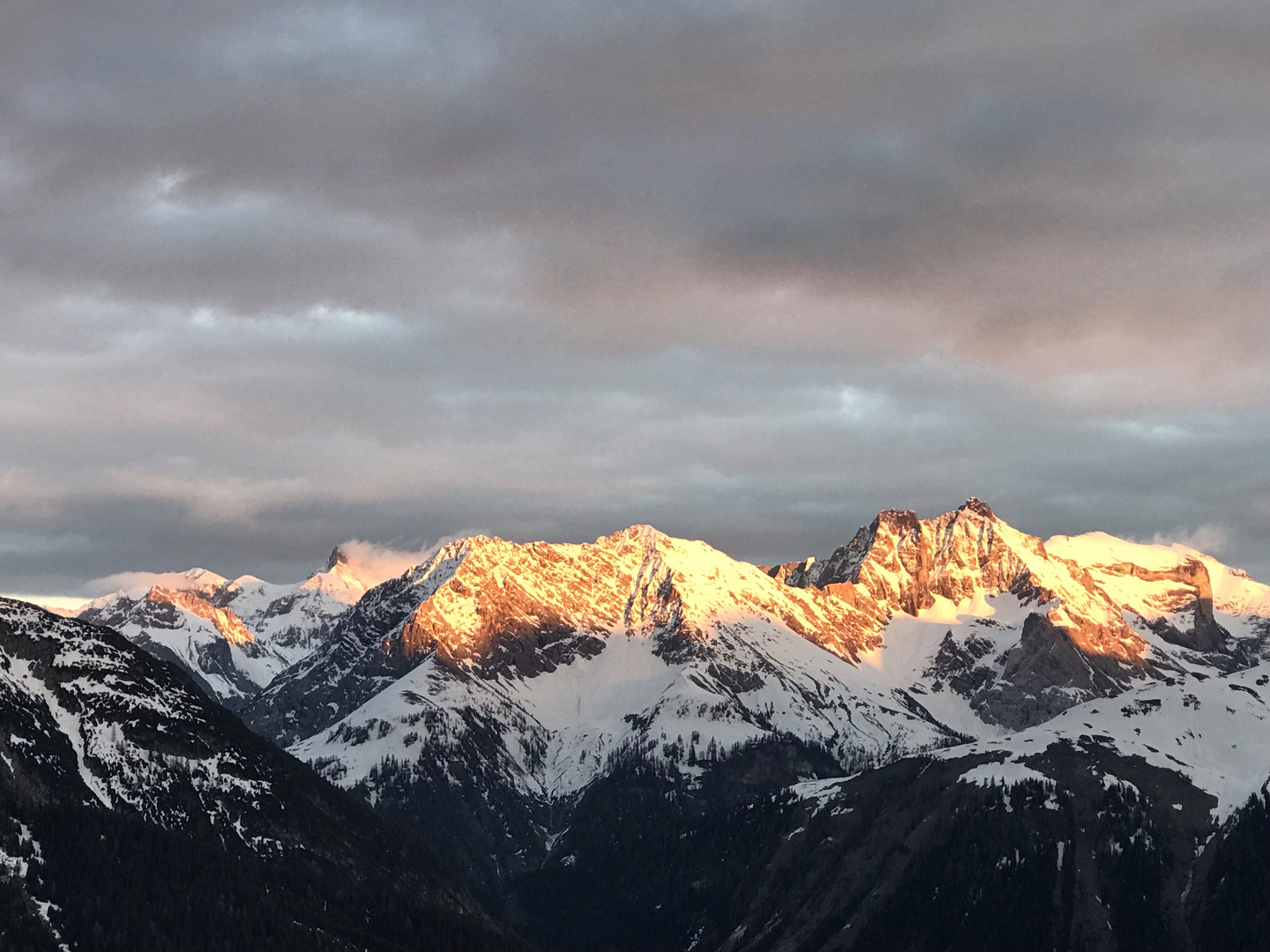 Alpenglühen