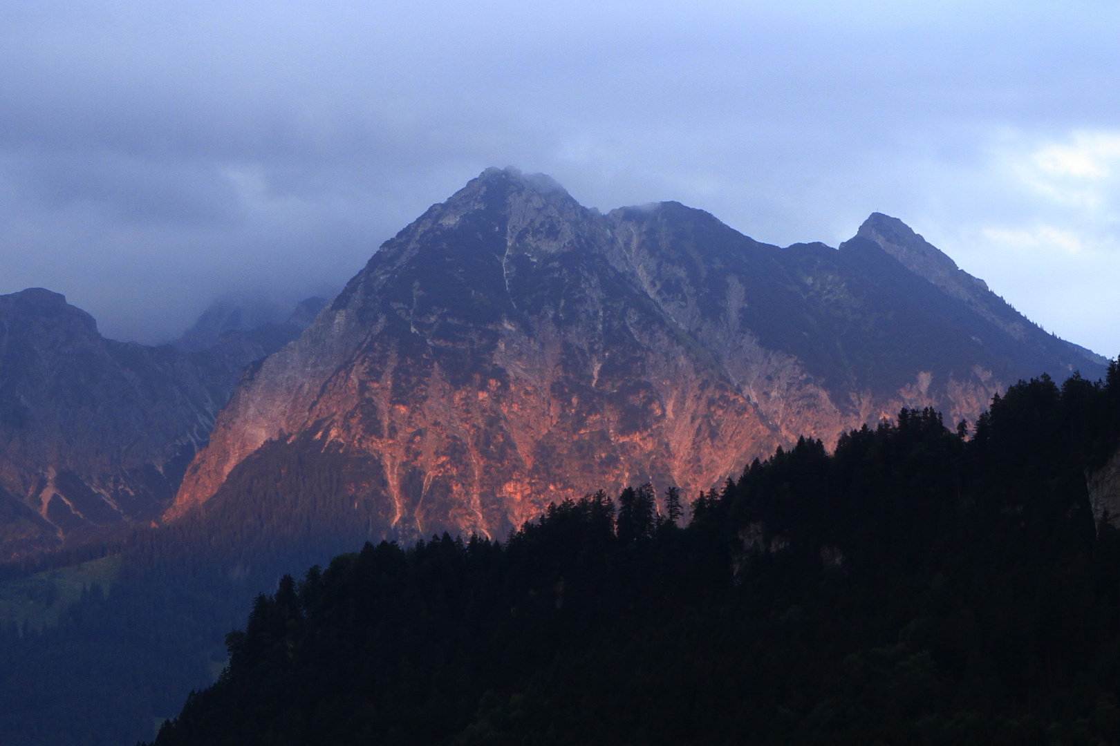 Alpenglühen