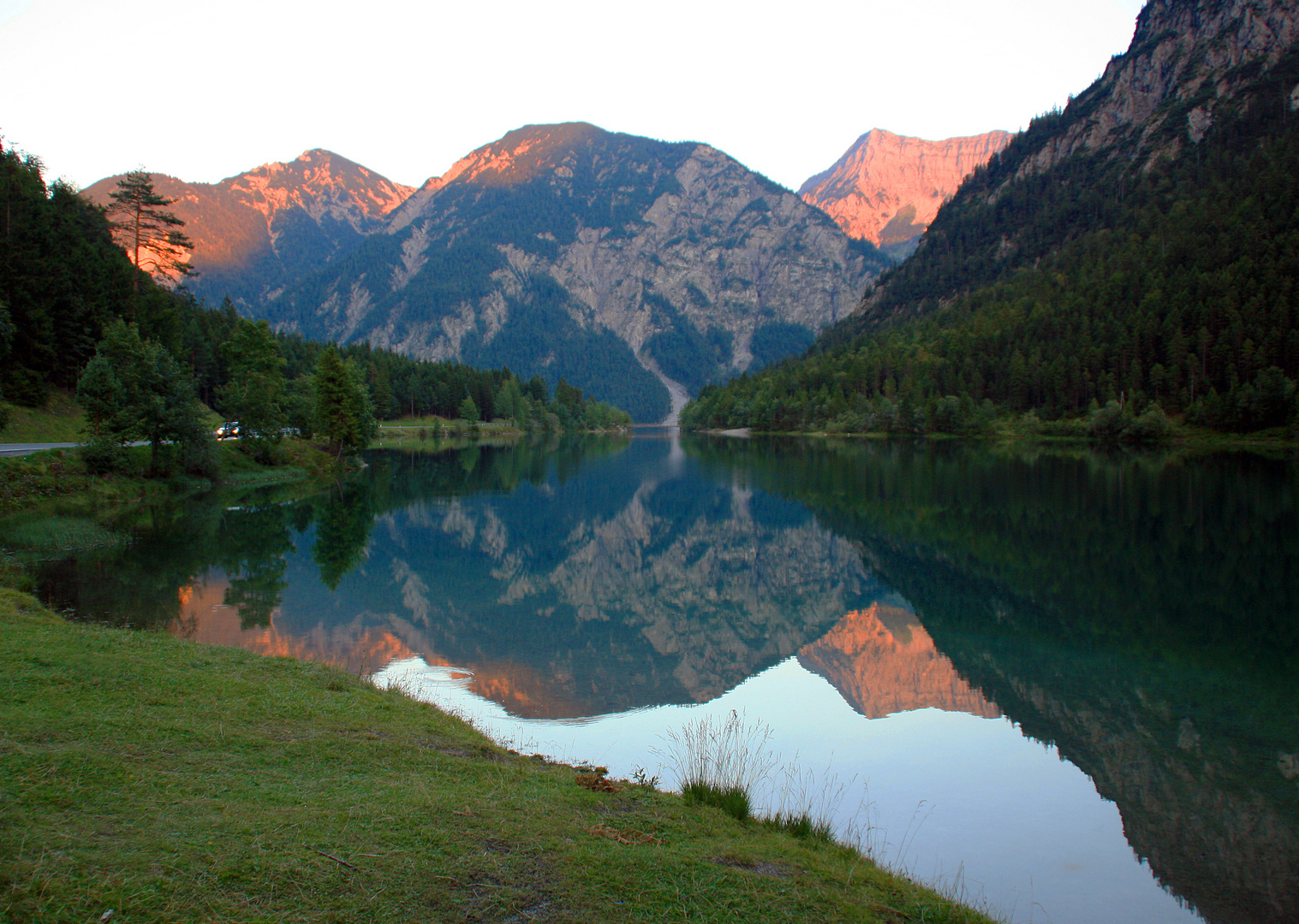 Alpenglühen am Plansee