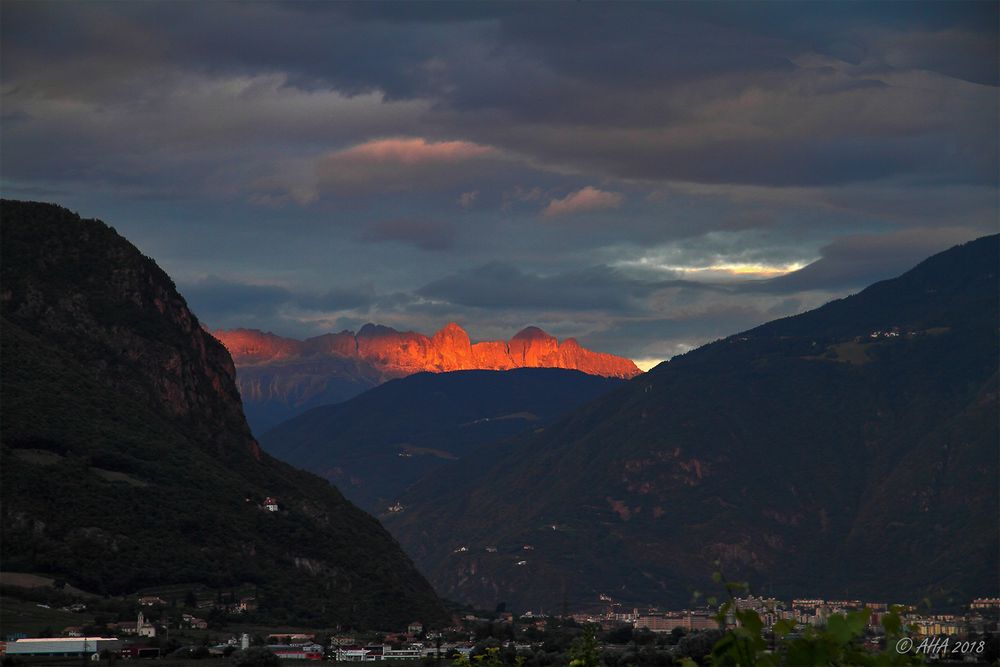 Alpenglühen am Rosengarten