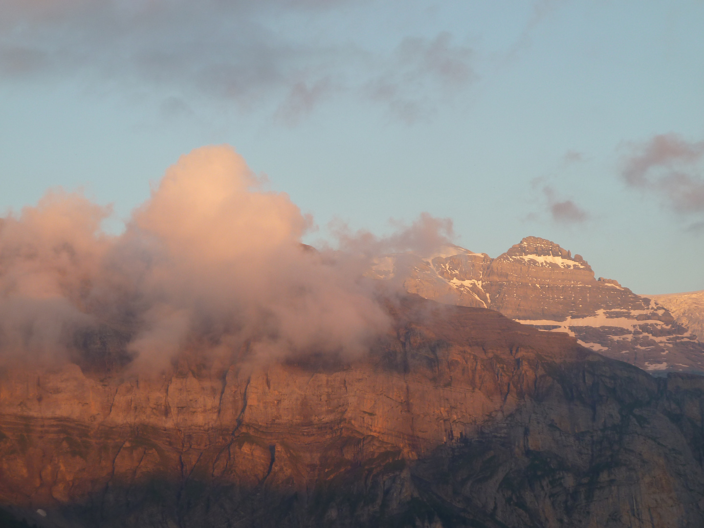 Alpenglühen Champery