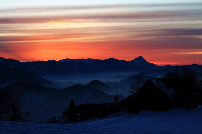 - Alpenglühen -