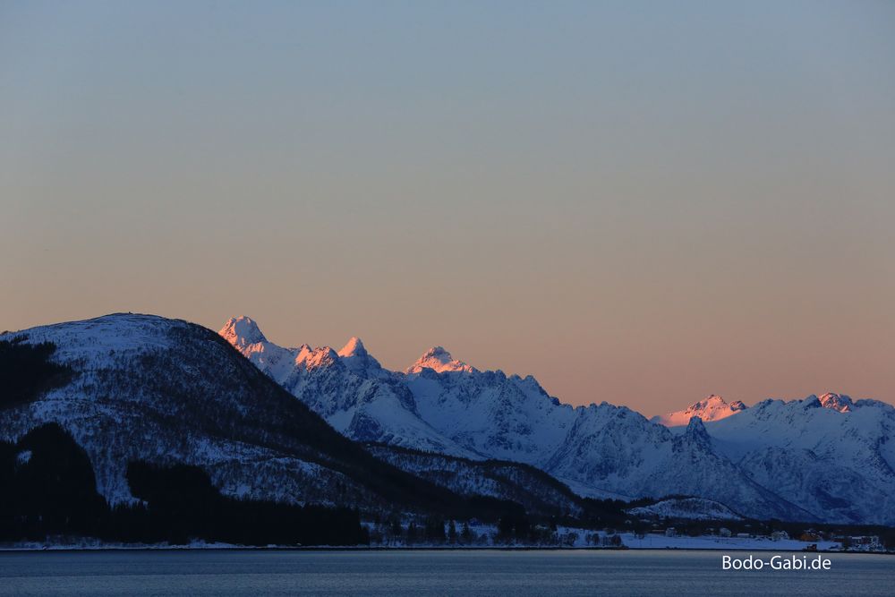 Alpenglühen im Norden