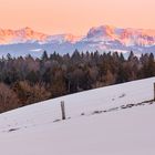 Alpenglühen in den Schweizer Bergen