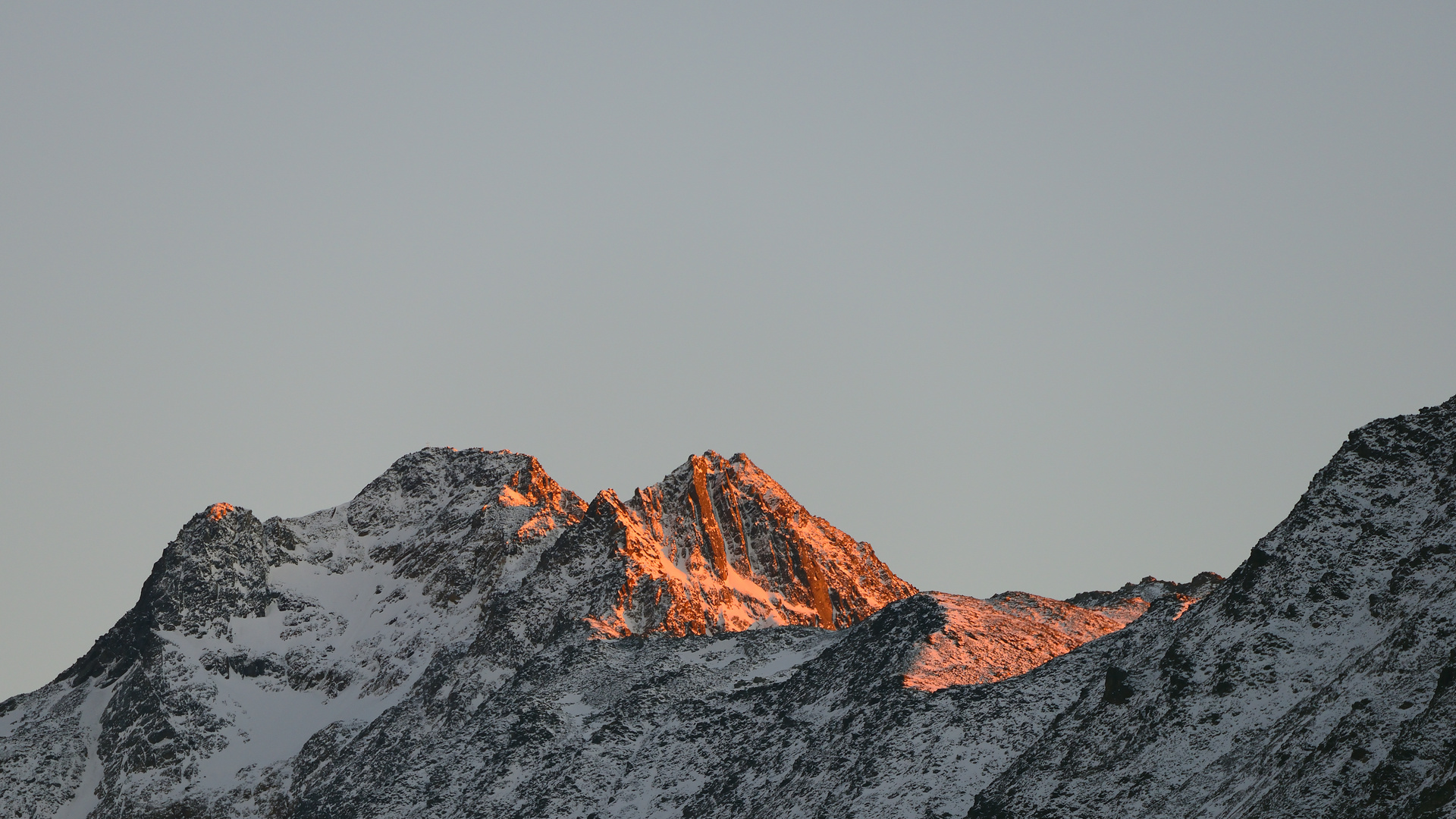 Alpenglühen in Kals am Großglockner