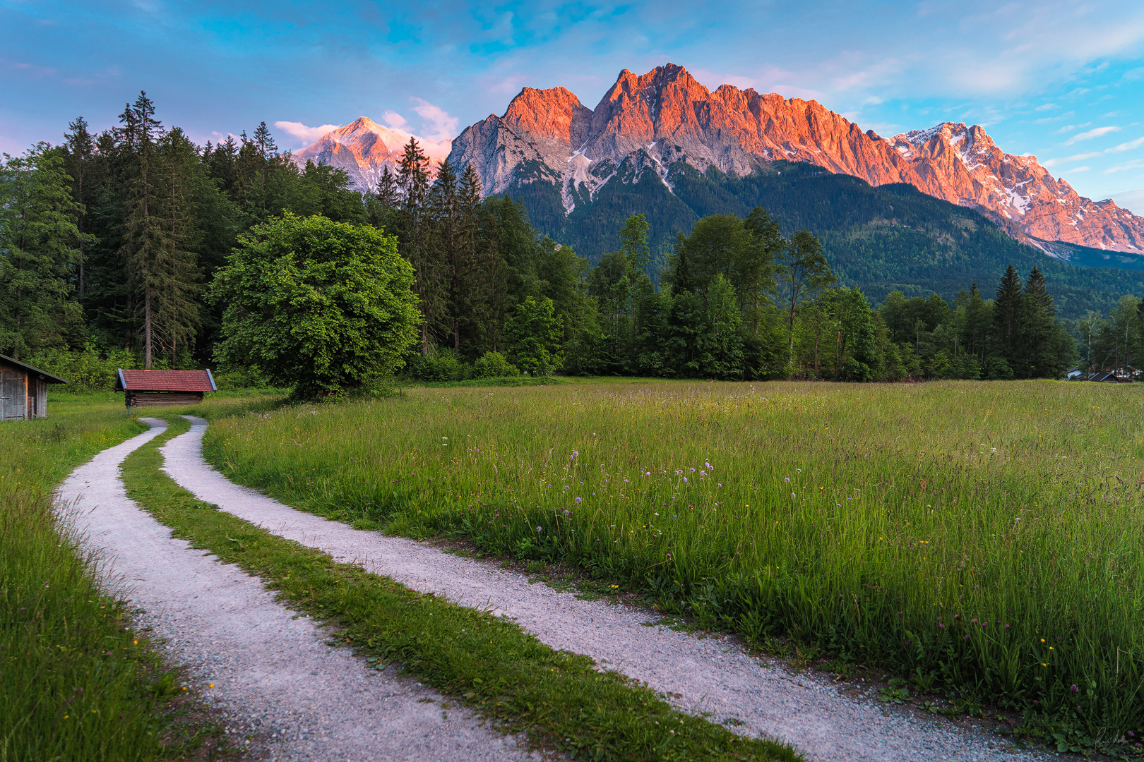 Alpenglüh'n am Waxenstein