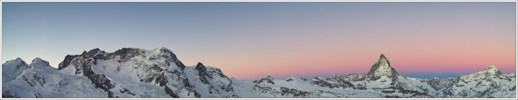 Alpenglühn und Matterhorn