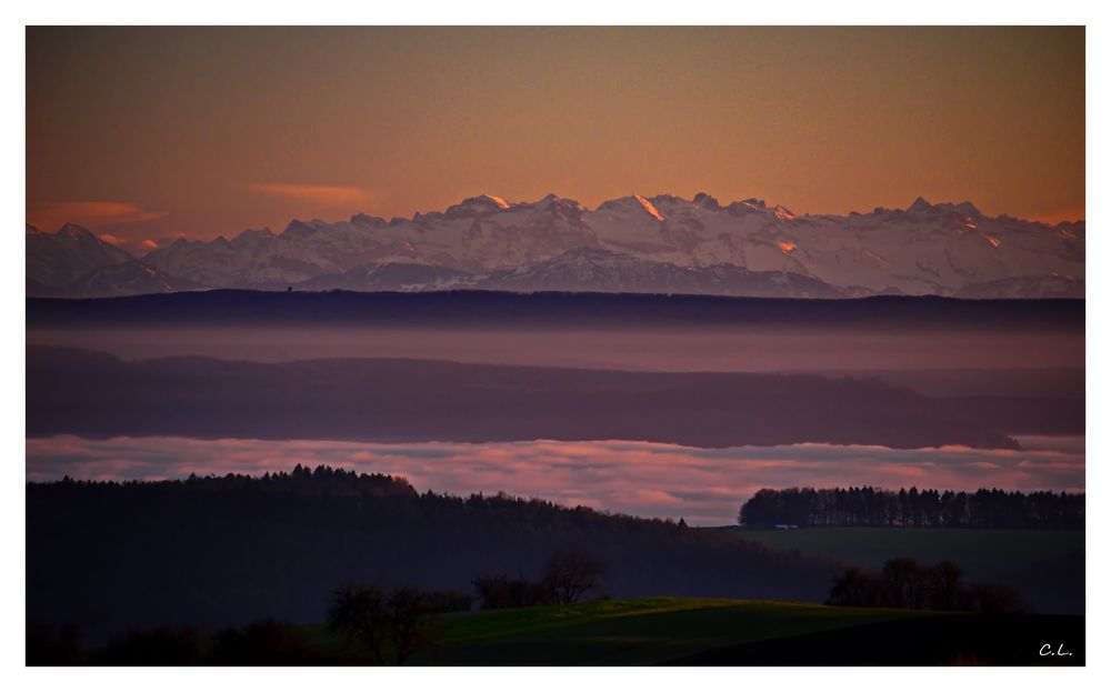 Alpenlandschaft am Abend