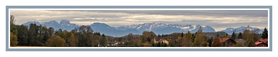 Alpenpanorama bei leichtem Föhn