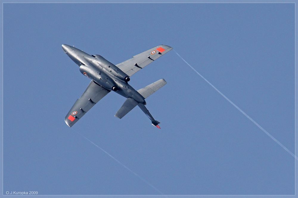 ... alphajet solo display ...