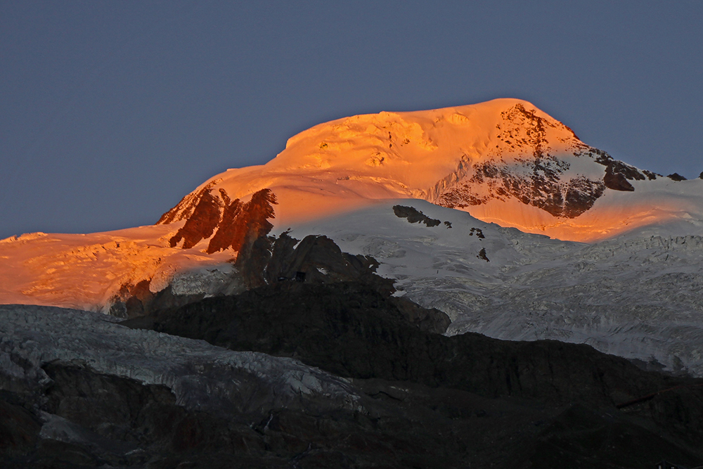 Alphubel 4206m am Morgen