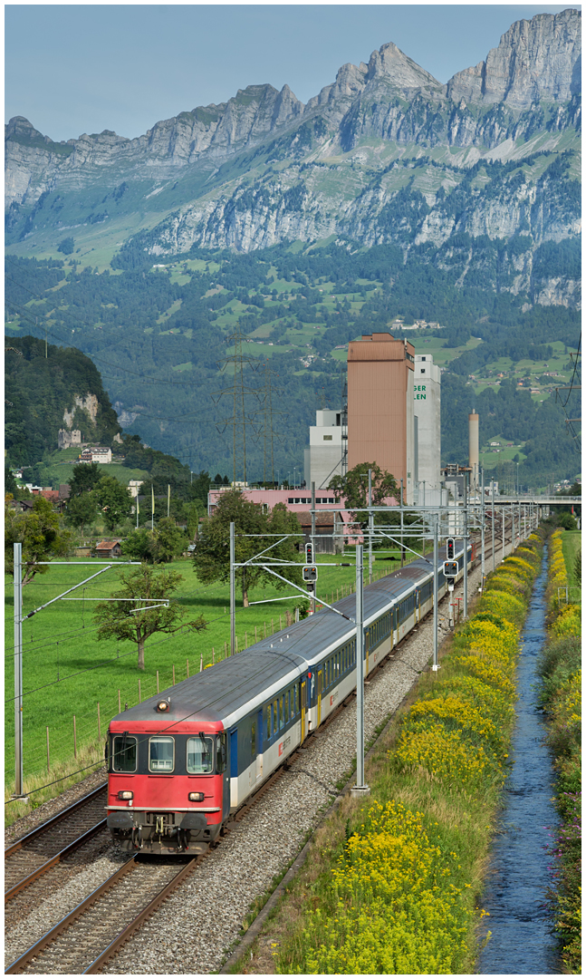 Alpine Verbindungen LIV