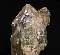 Alpiner Bergkristall mit Dauphiné-Habitus
