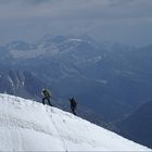 Alpinistes approchant de l'Aiguille du Midi