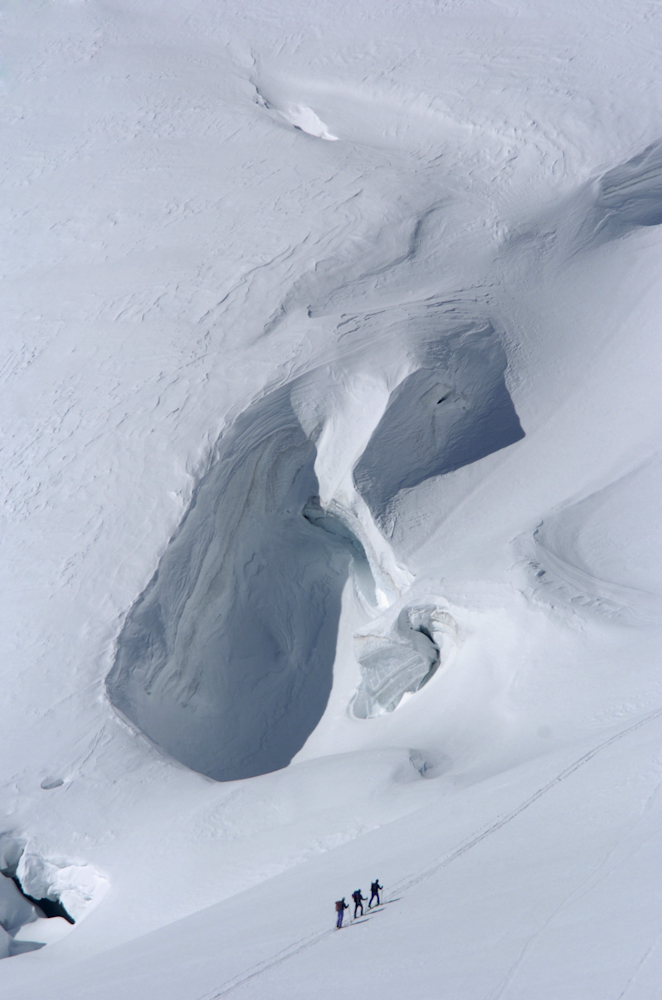 Alpinisti sul ghiacciaio