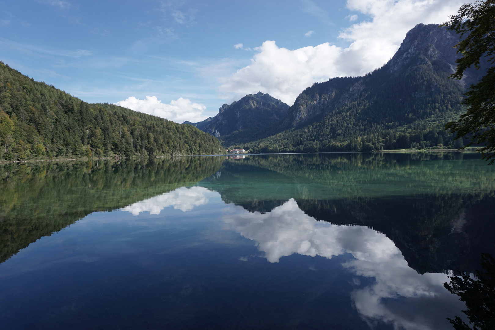 Alpsee und Schloß Neuschwanstein