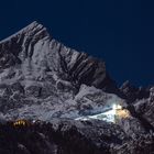 Alpspitze im Winter bei Nacht