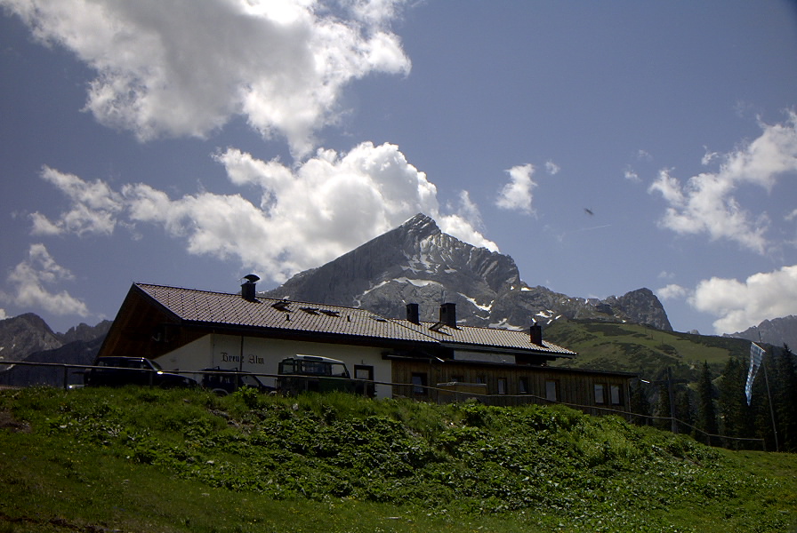 Alpspitze mit Kreuzalm